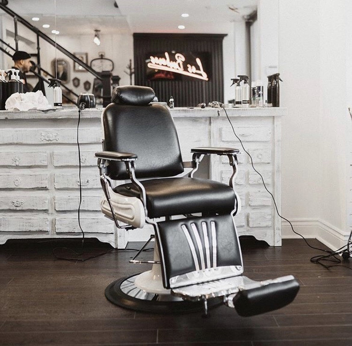 Knox Barber Chair