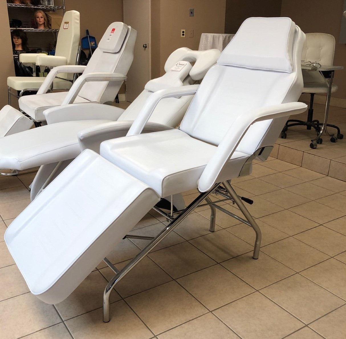 Flora Basic Facial/Wax Bed